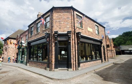 Retail unit with flats and rooms above. Retail unit with flats and rooms above.
